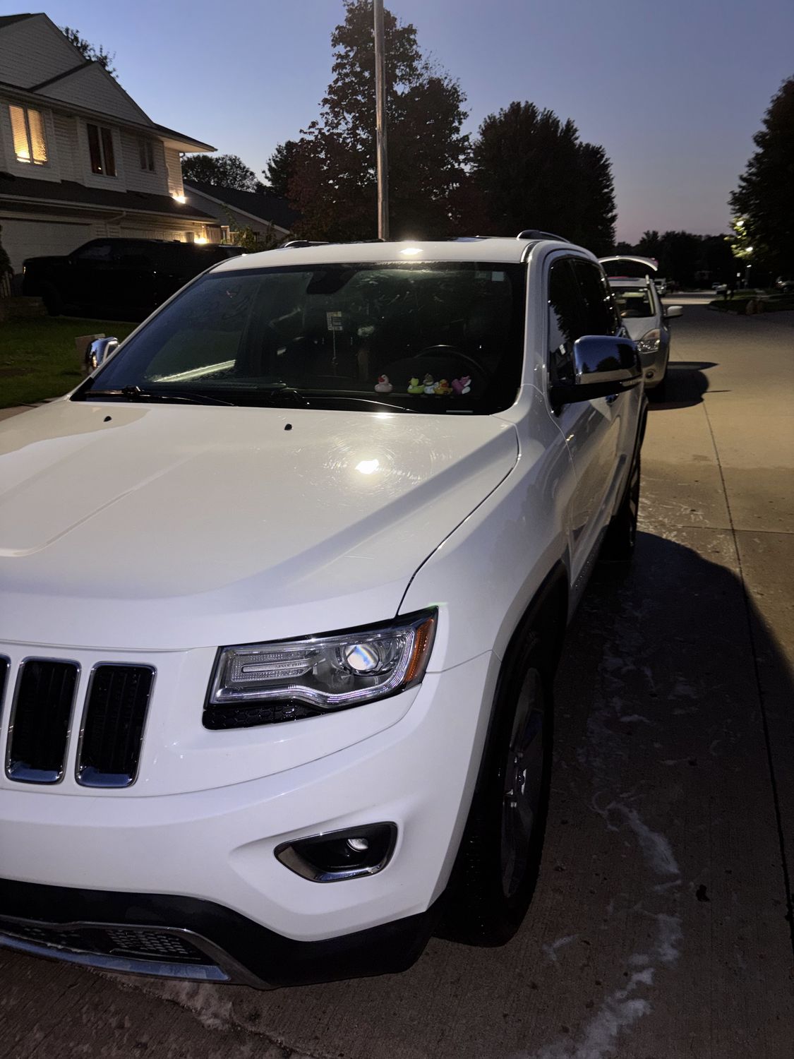 Jeep Grand Cherokee, Exterior, front